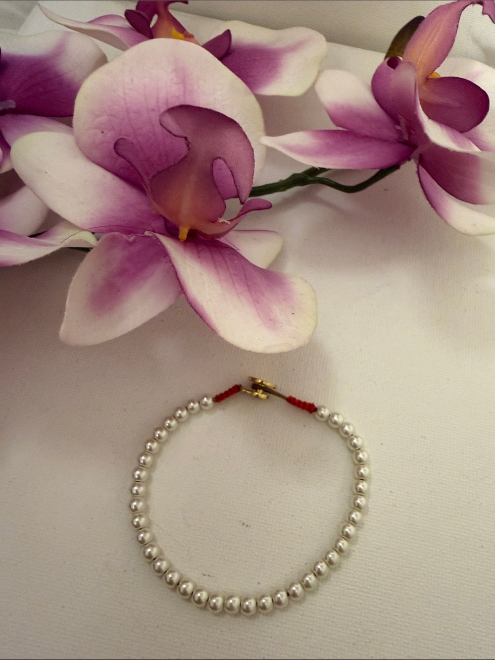 Roxanne Assoulin Authentic Princess Bracelet With Red Cord & Gold Closure  NEW